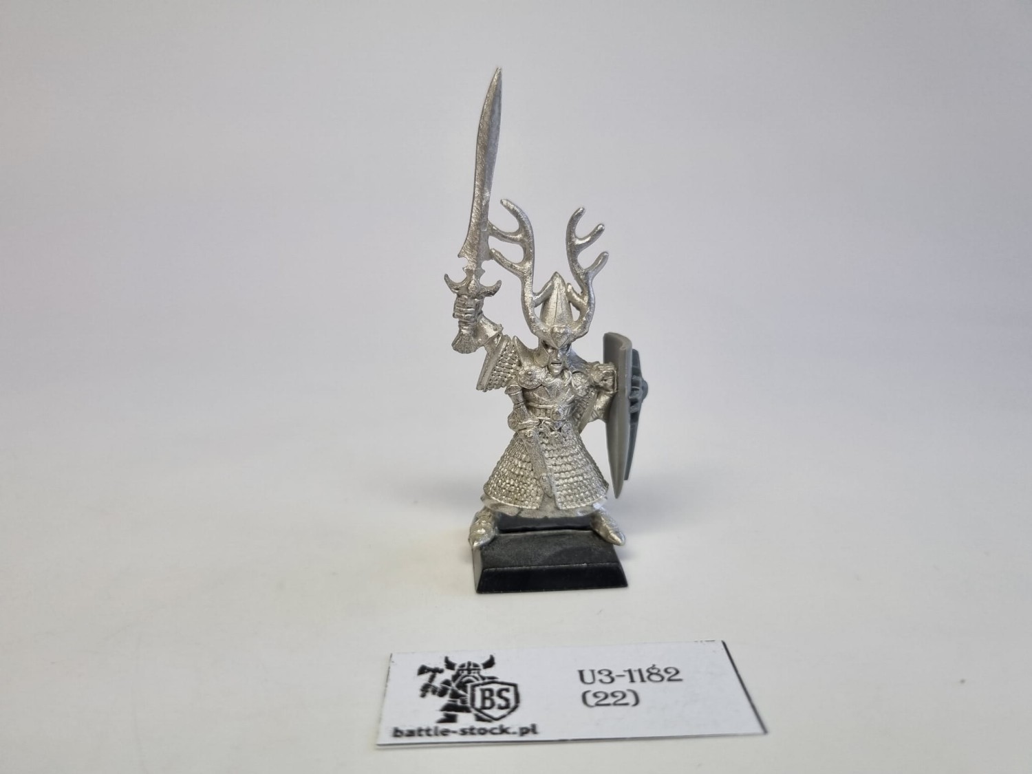 HE metal cmd model