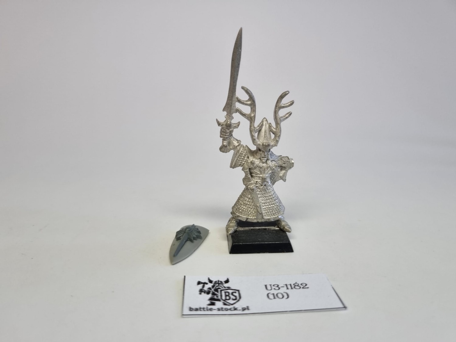 HE metal cmd model