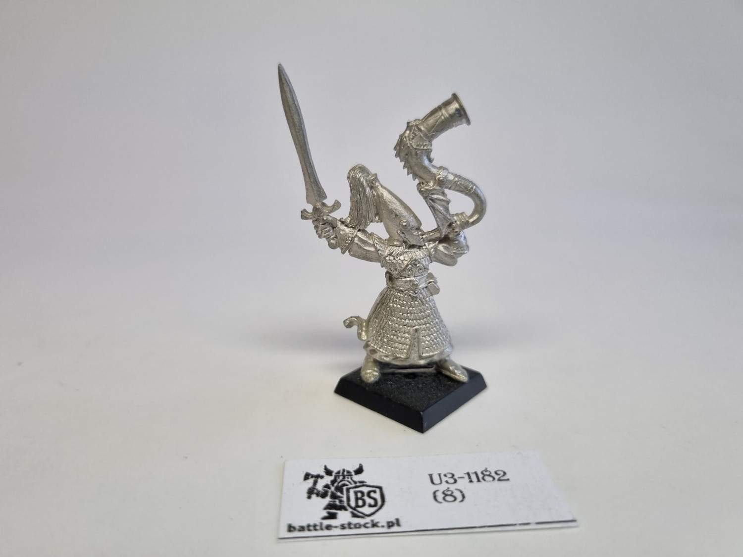 HE metal cmd model