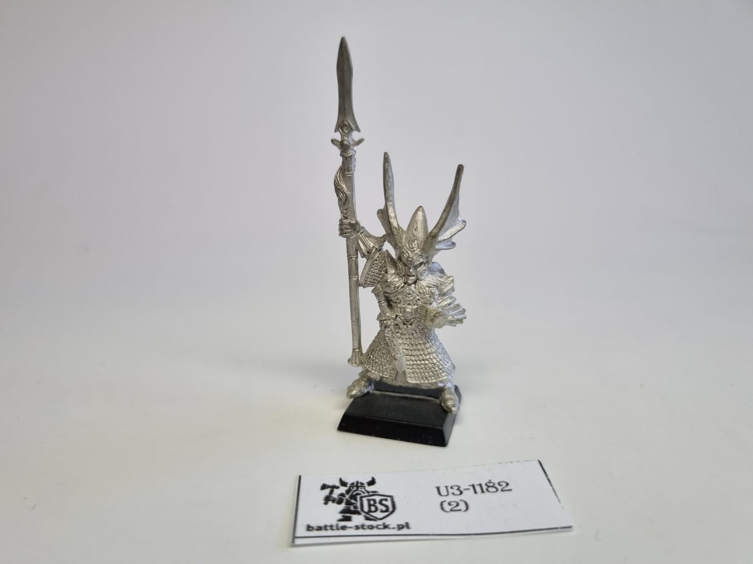 HE metal cmd model