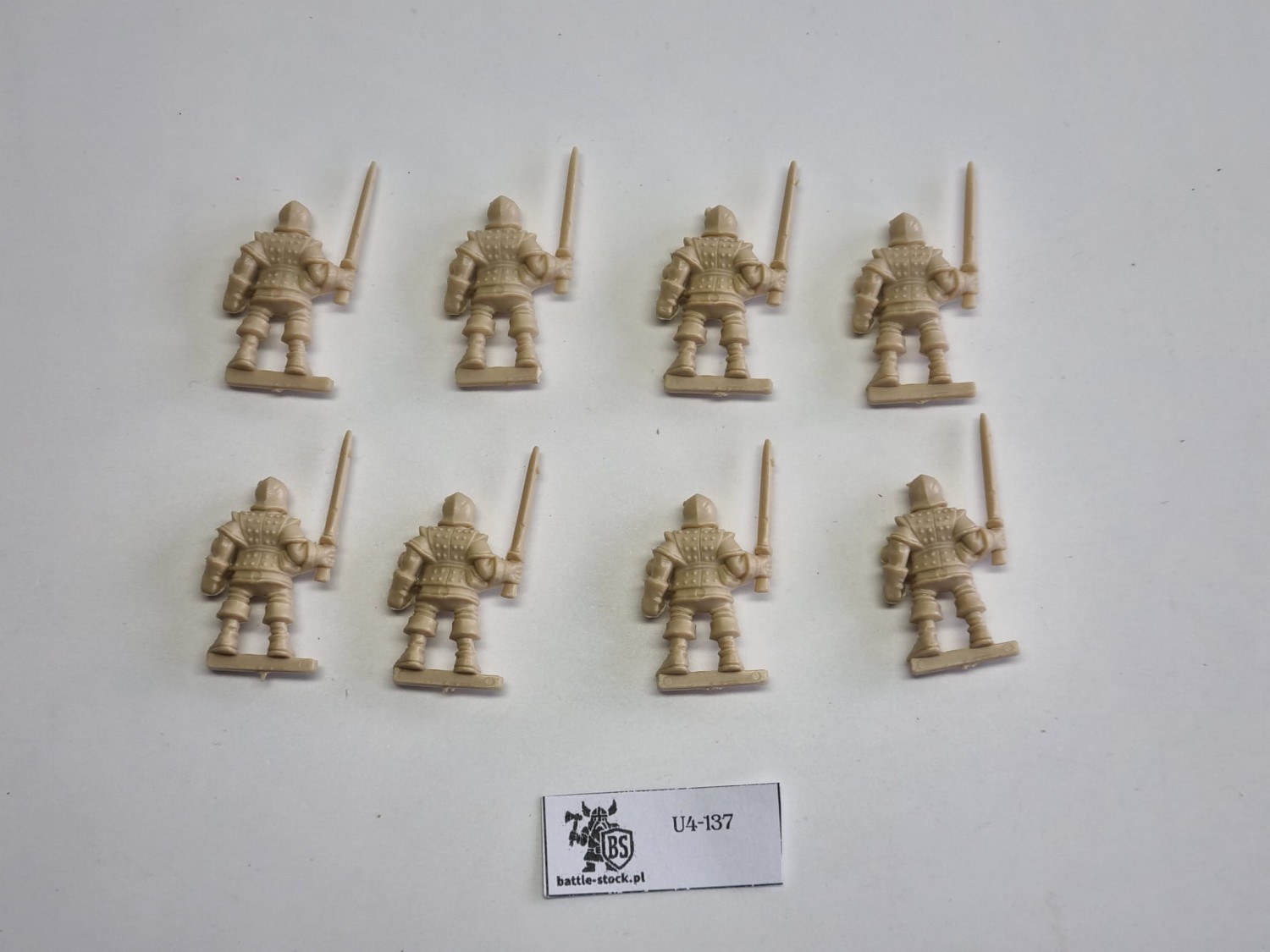 8x heroquest swordsman