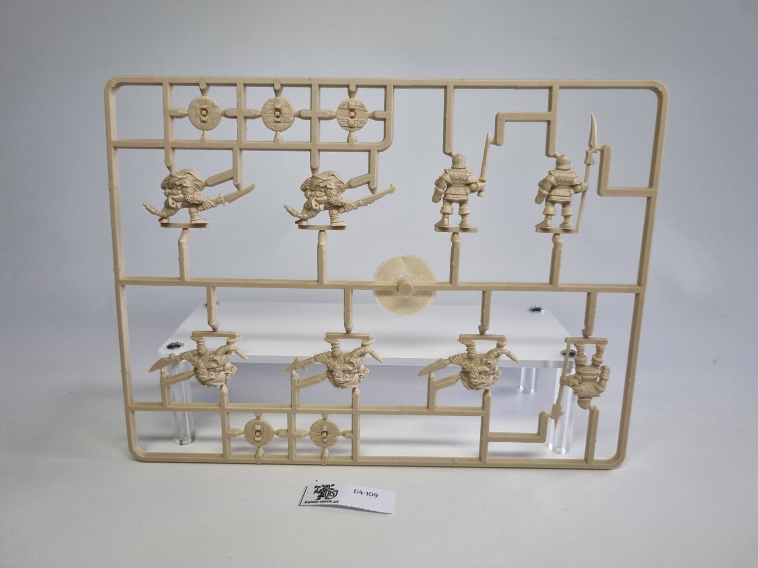 heroquest skaven x5 + empire x3 ramka