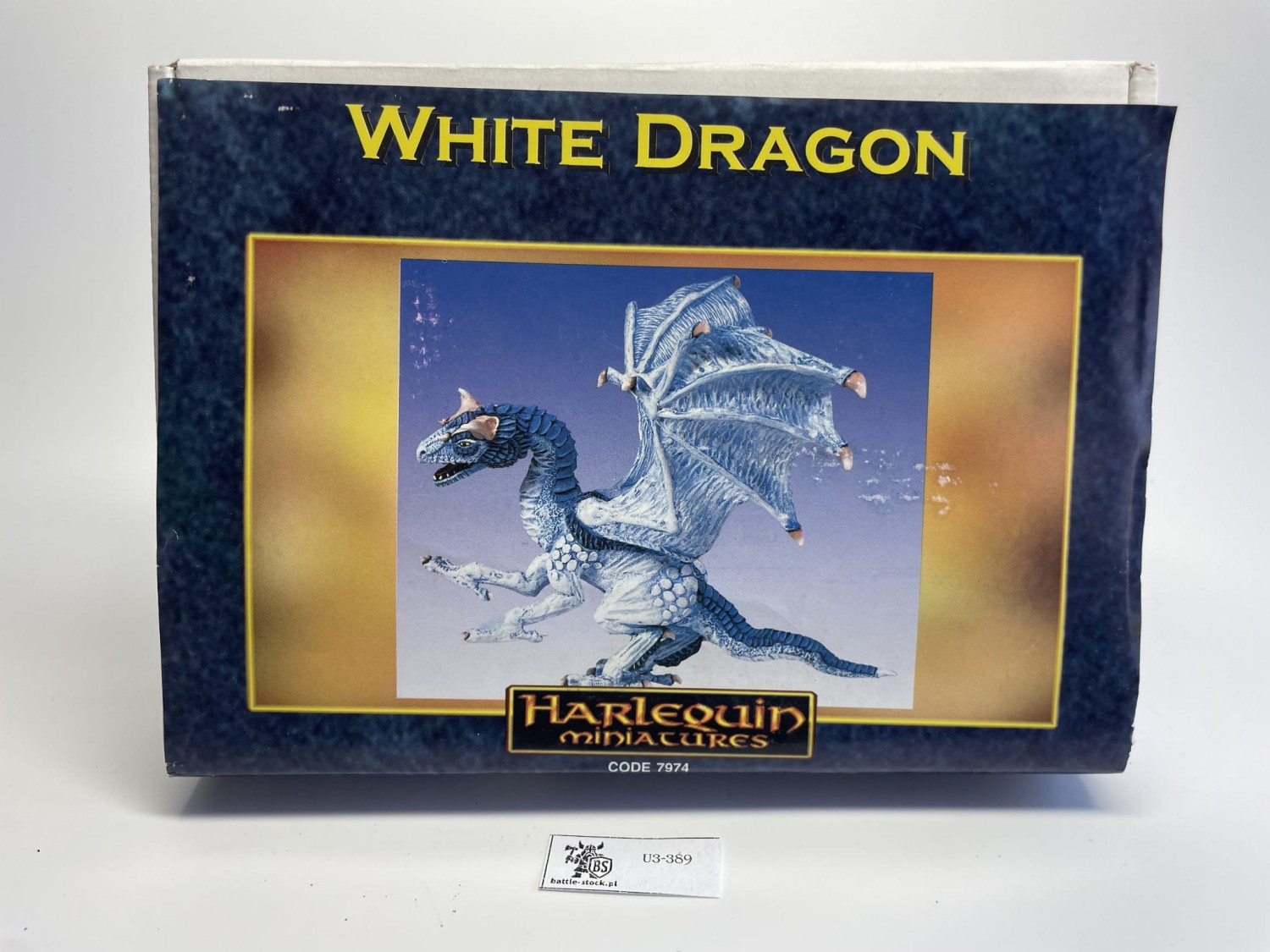 box The white dragon 7974
