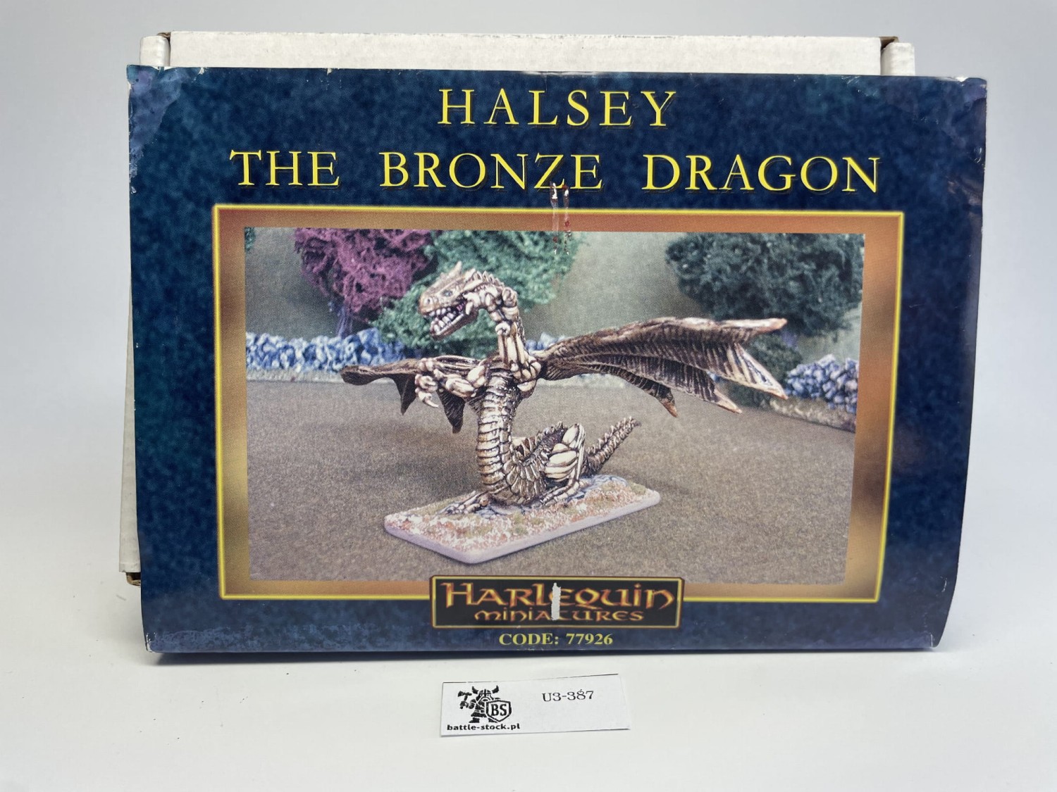 box The bronze dragon