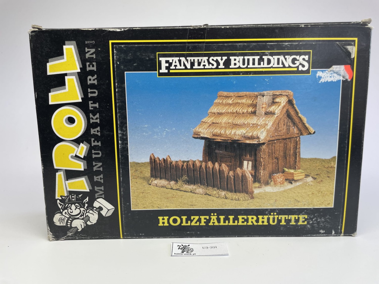 box troll manu Fantasy buildings holzfallerhutte