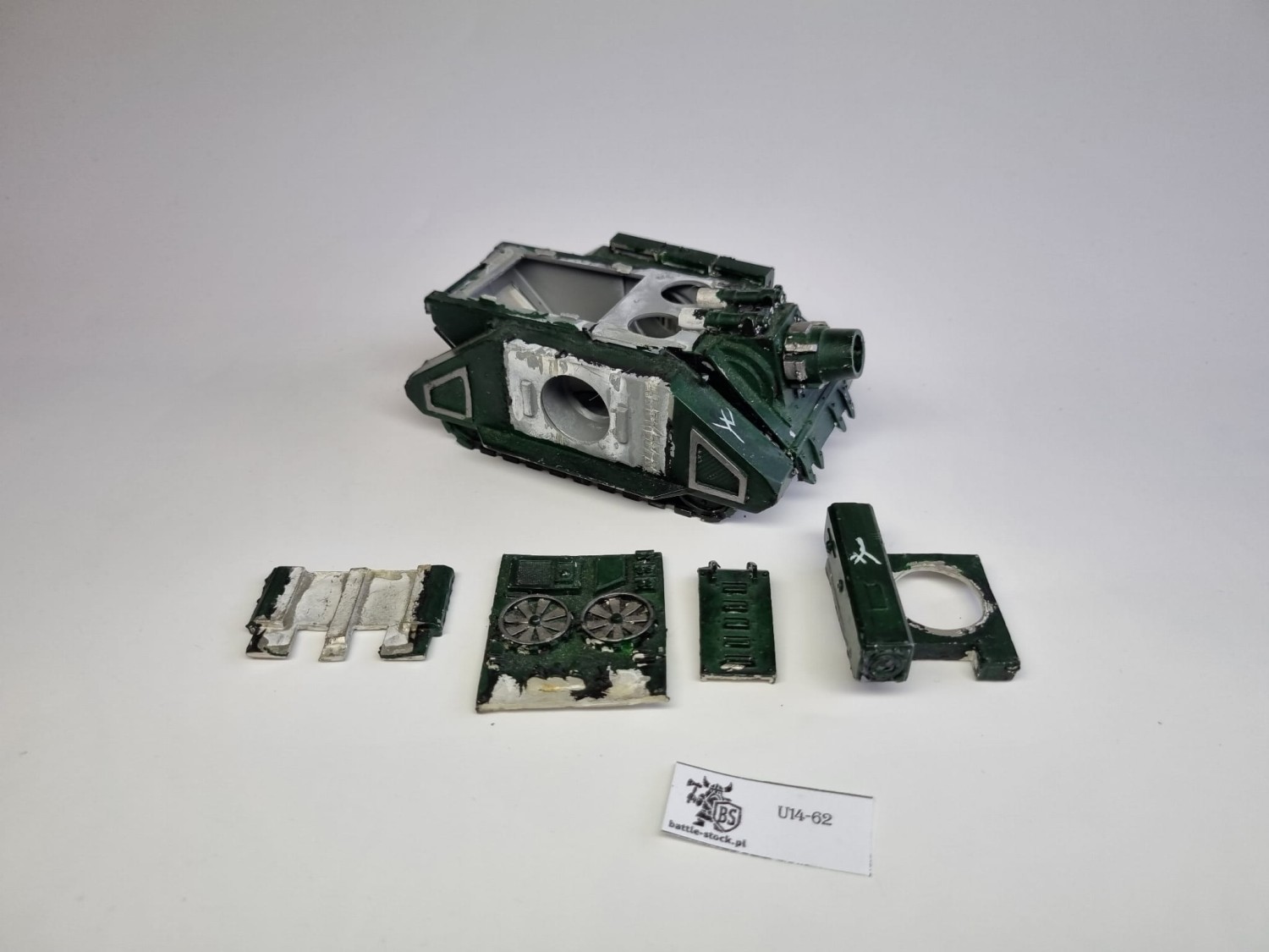 40k SM wybrakowany vindicator 2ed