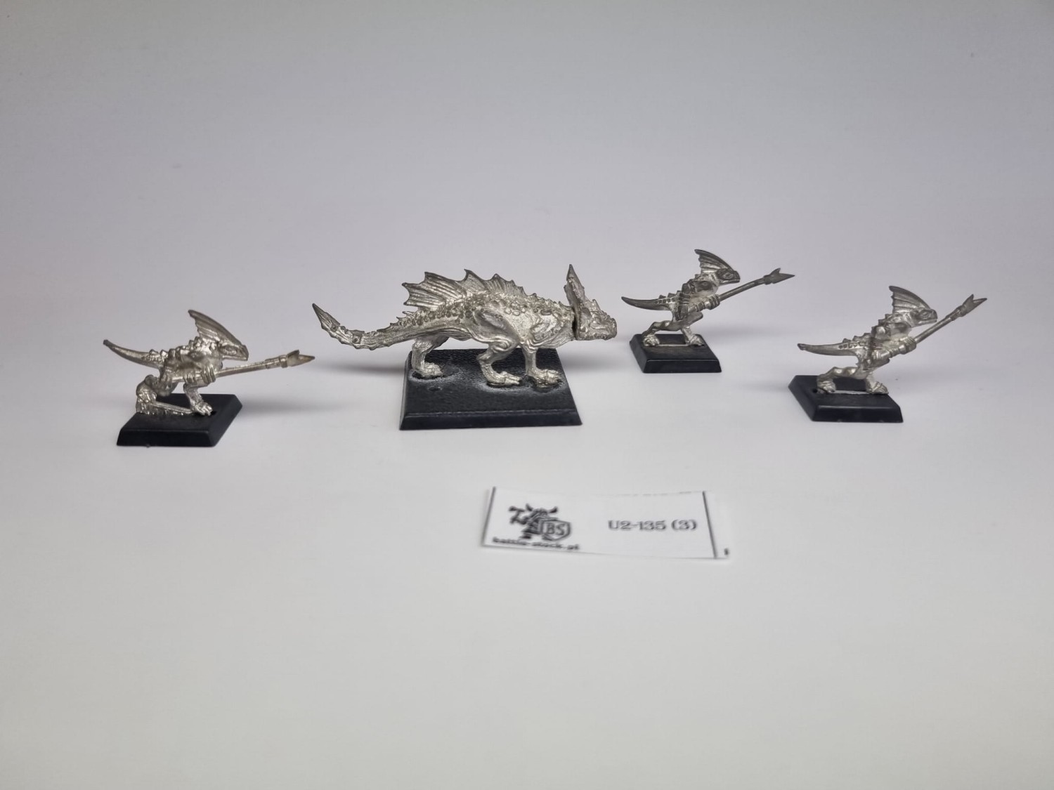 WFB lizardmen salamander hunter pack (brak nogi)