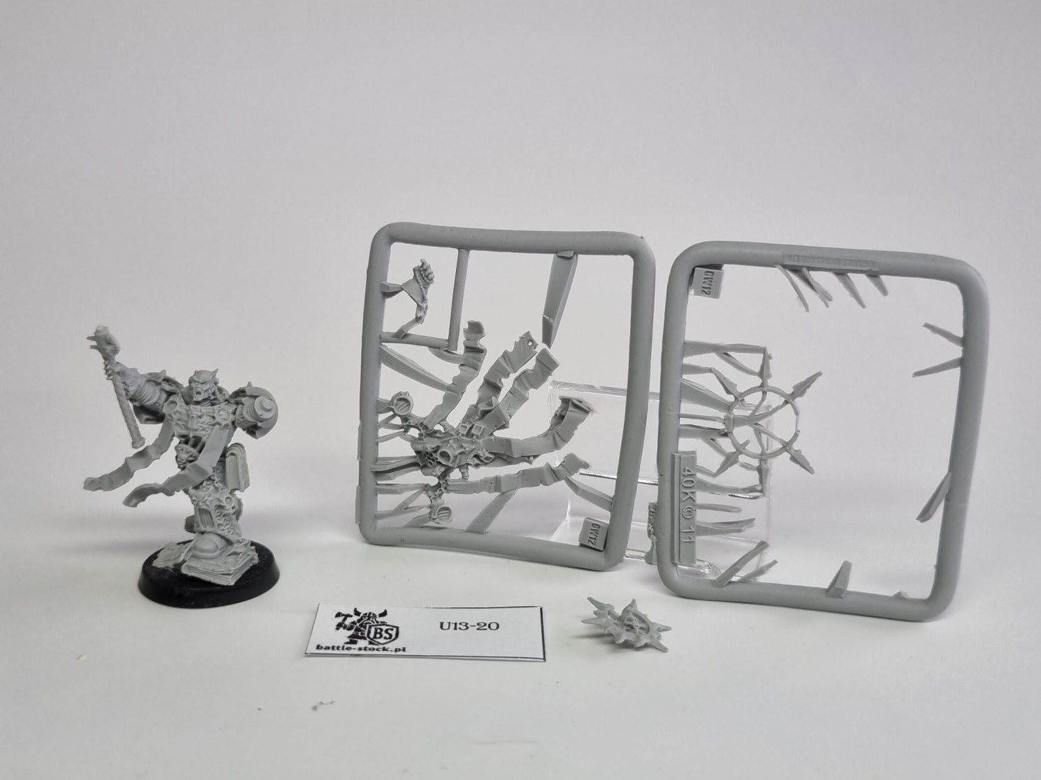 40k CSM dark apostle finecast