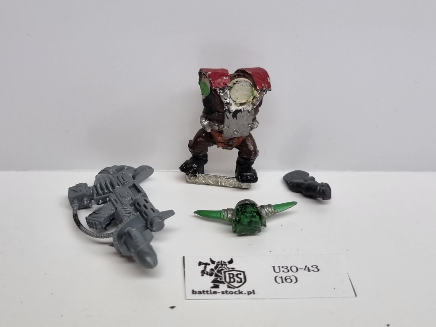 40k Ork Nobz M