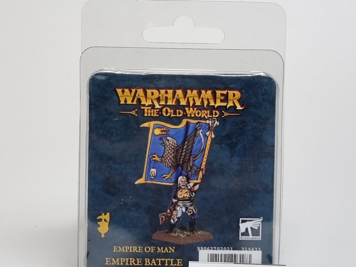WFB Empire Battle Standar Bearer