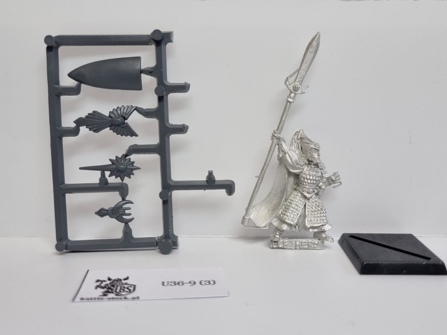 WFB HER: Classic High Elf Hero