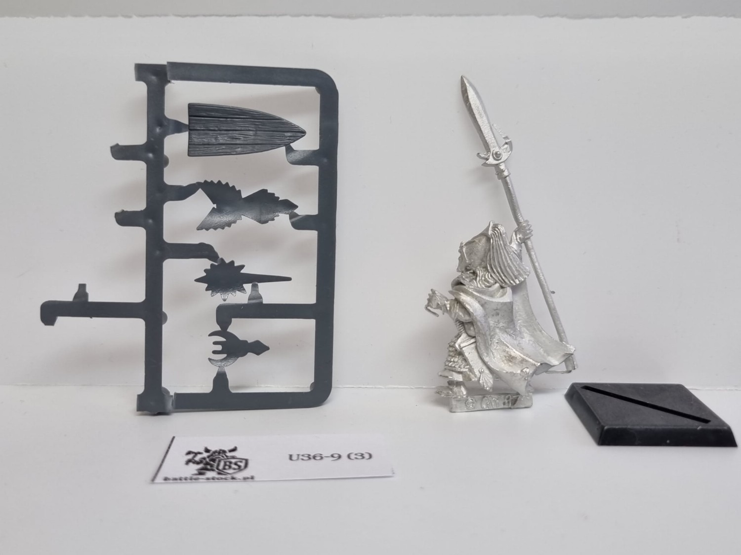 WFB HER: Classic High Elf Hero