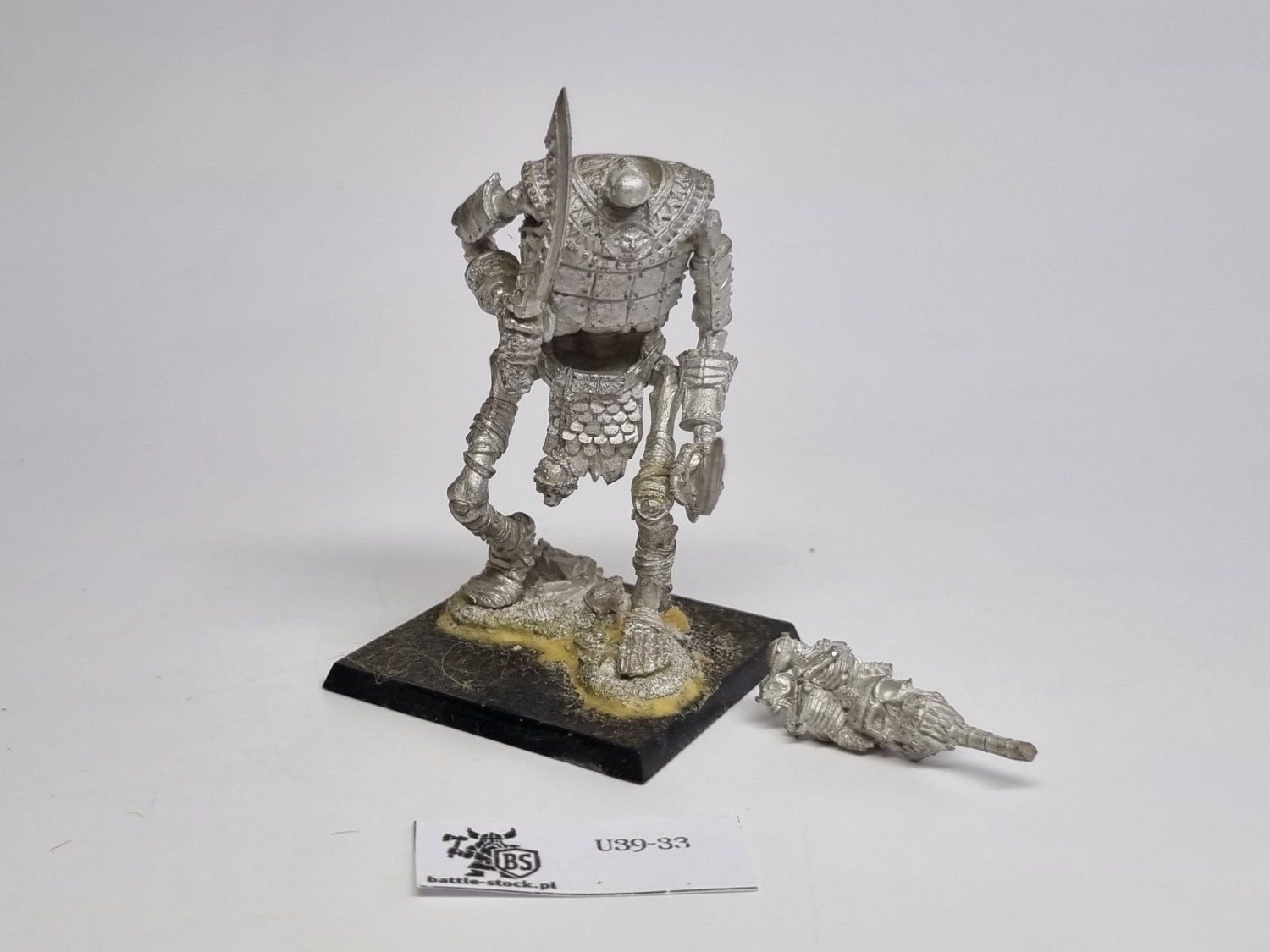 WFB TK bone giant