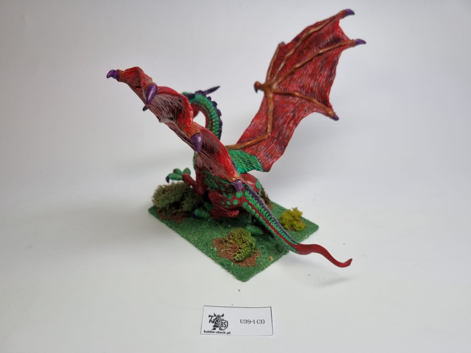 Harlequin red dragon