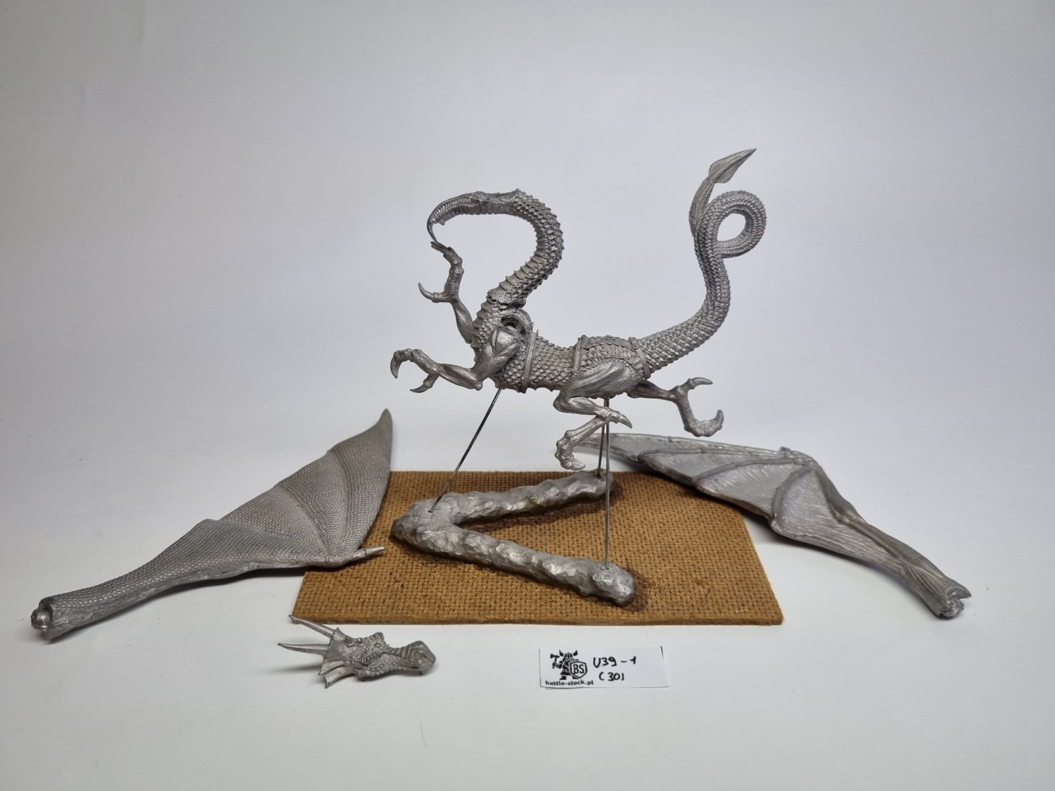 49-0124: Dragon with Howdah