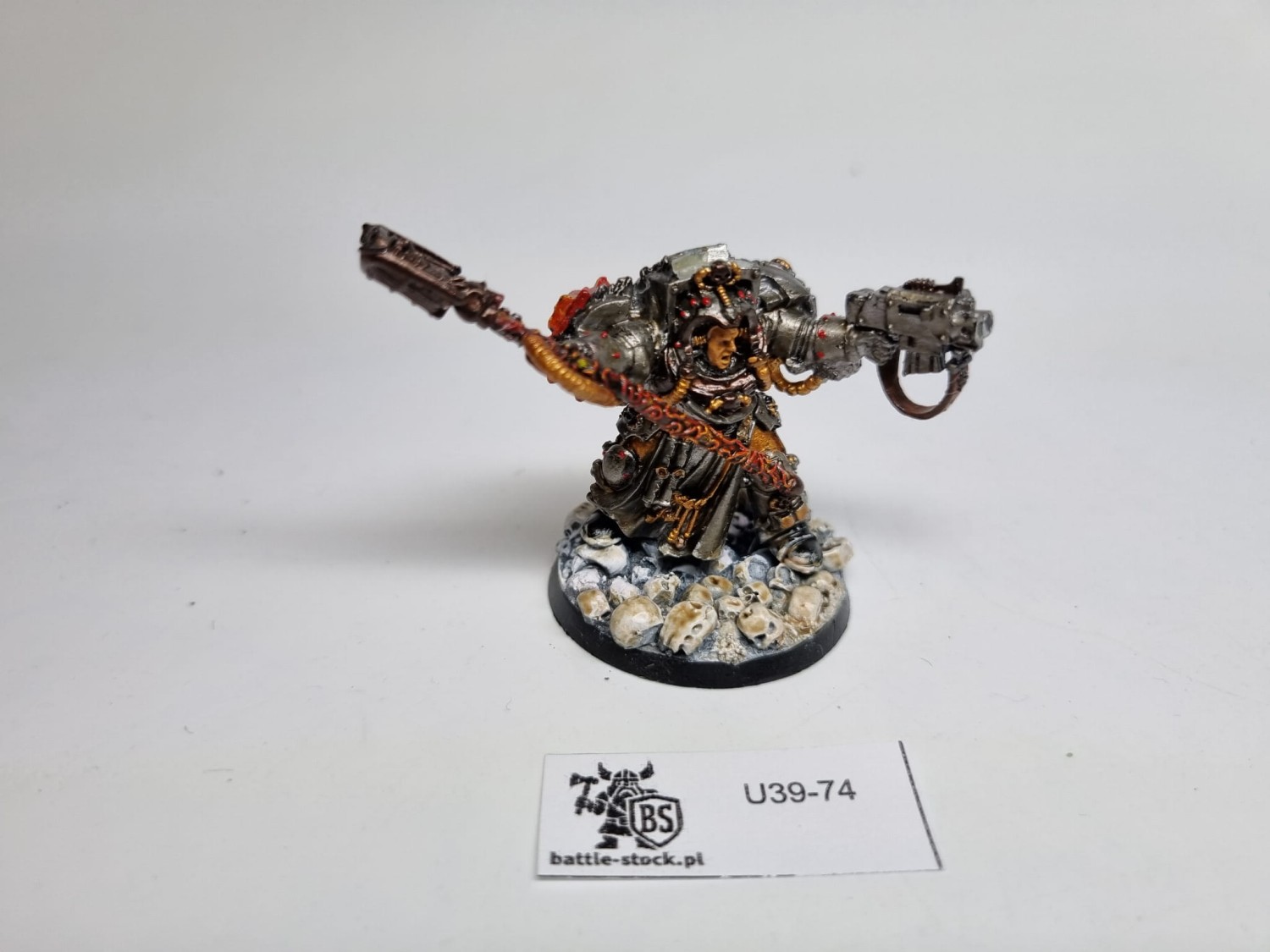 40k SM librarian in terminator armour M
