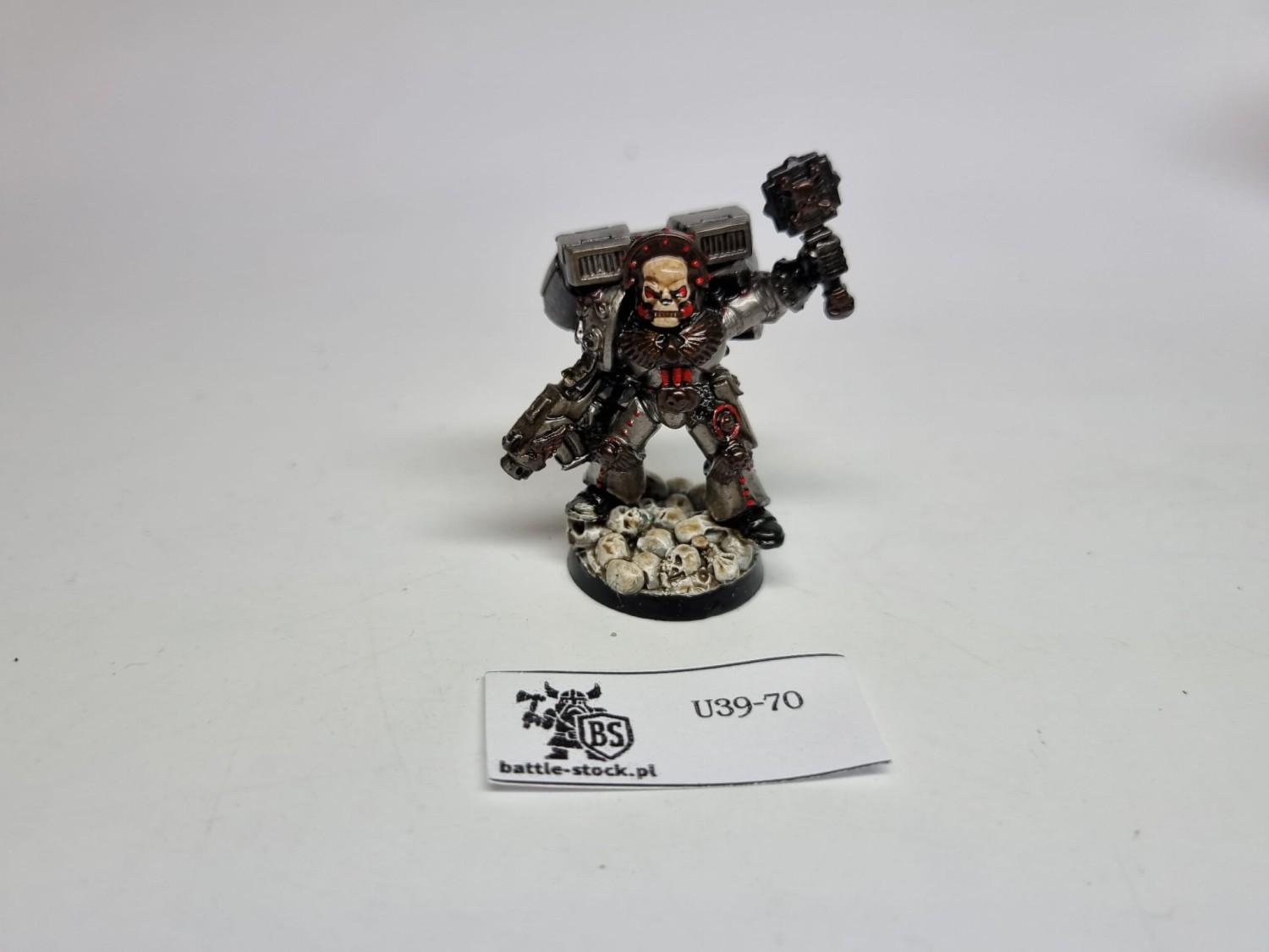 40k space marine chaplain konwersja