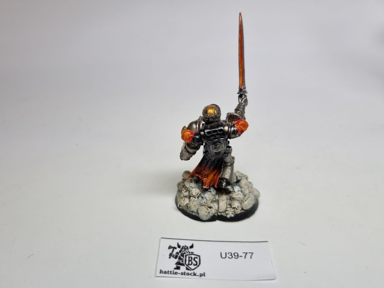 40k emperror champion bez tabka