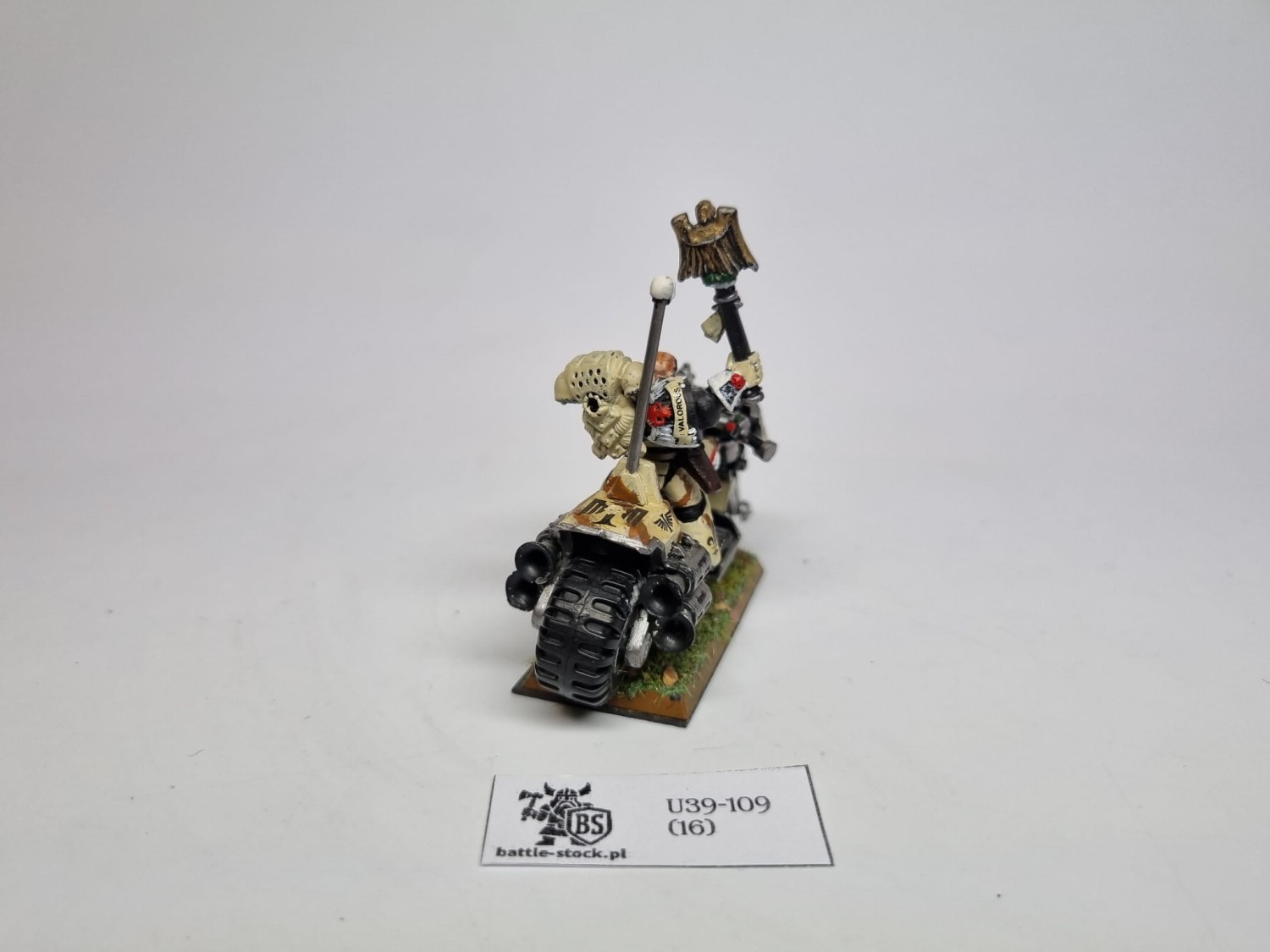 40k chaplain on bike M