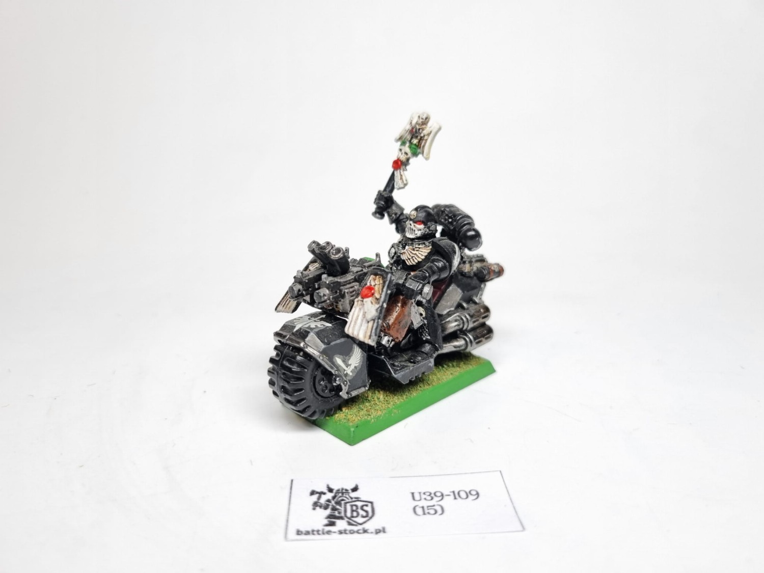 40k chaplain on bike M braki