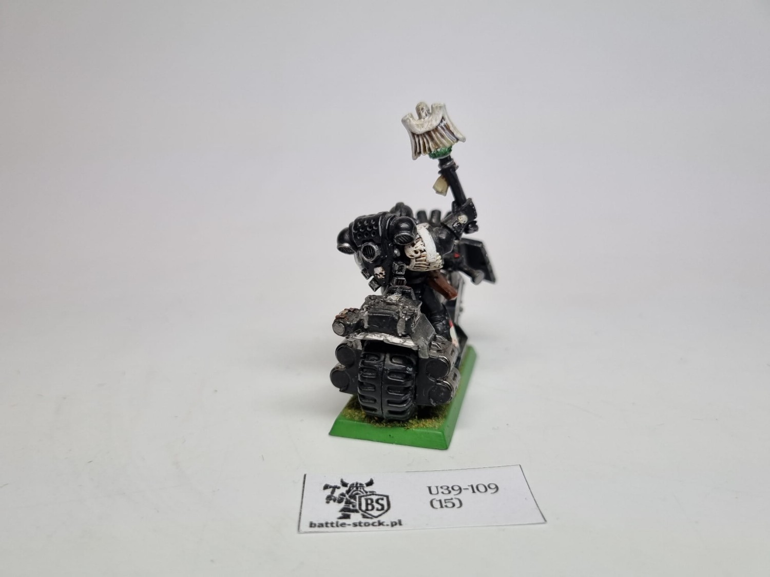 40k chaplain on bike M braki