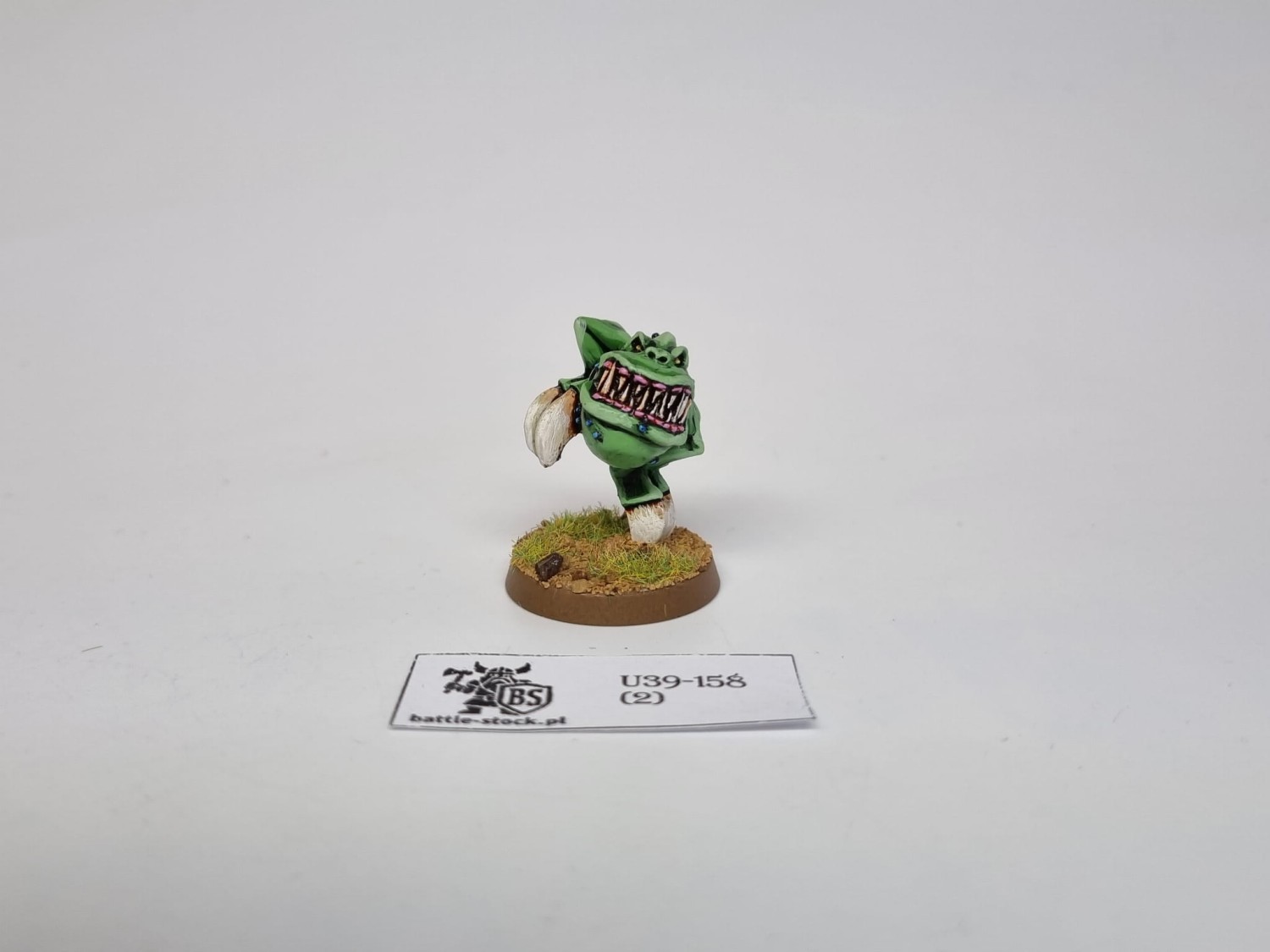 WFB squig M