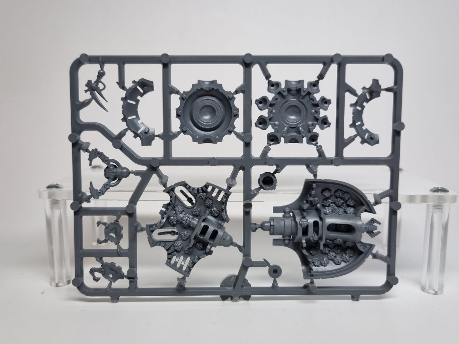 40k połówka canoptek spider