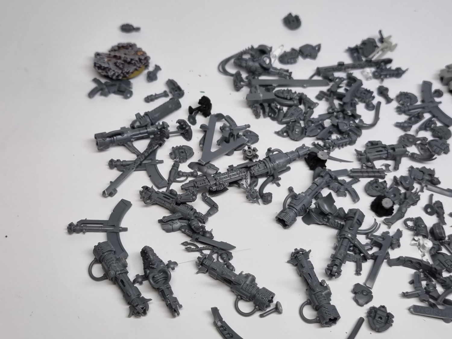 40k necron bitsy