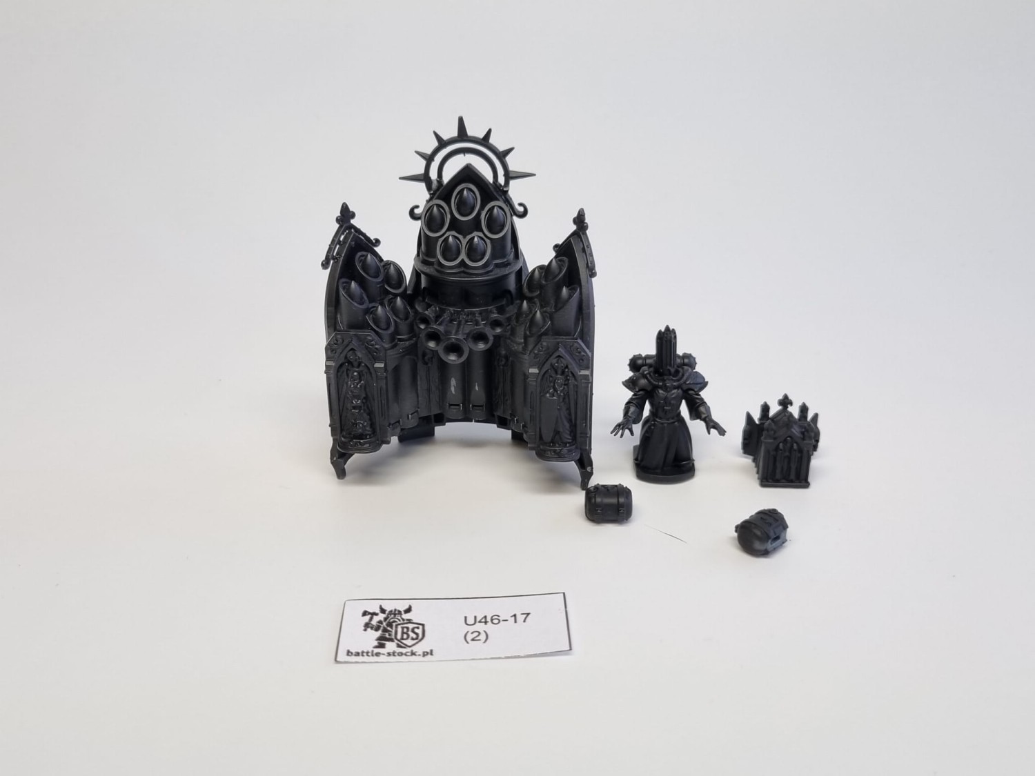 Częśći  40k exorcist na szarym tle