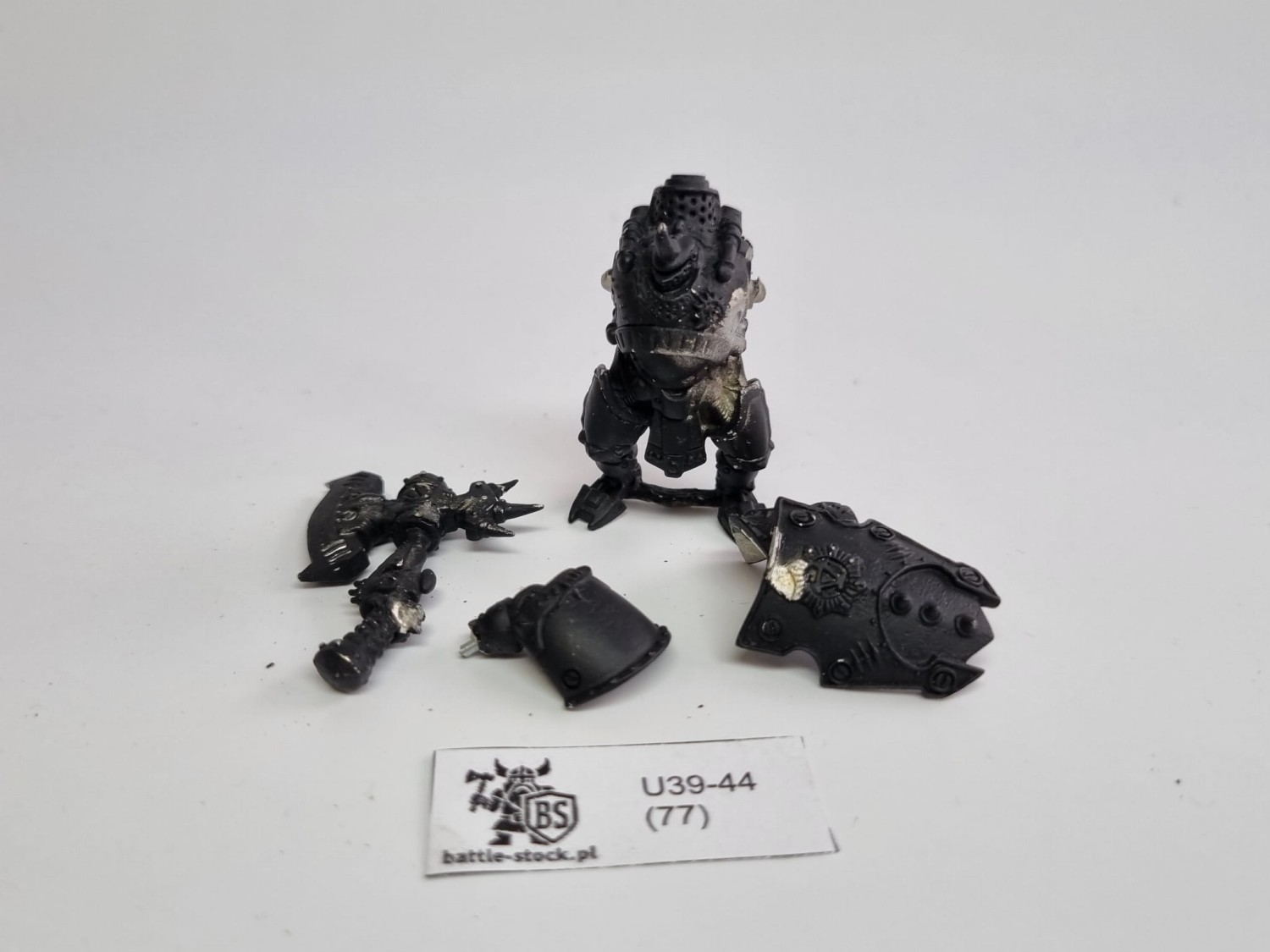 model warmachine