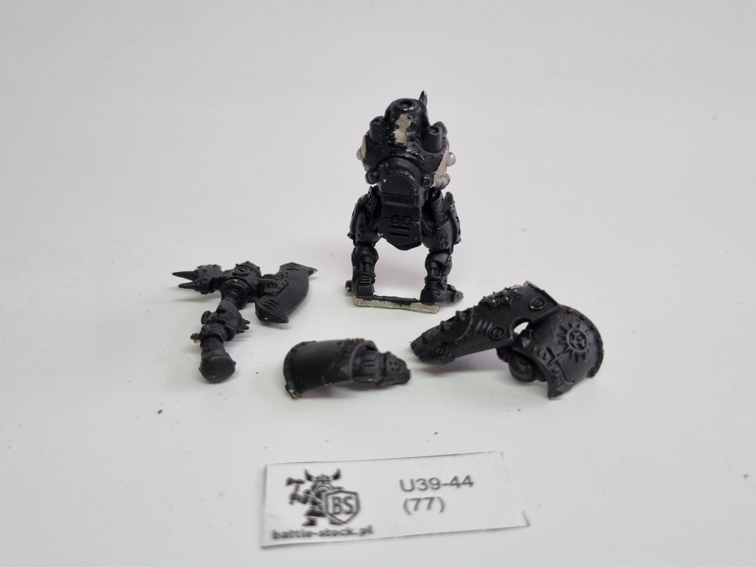 model warmachine