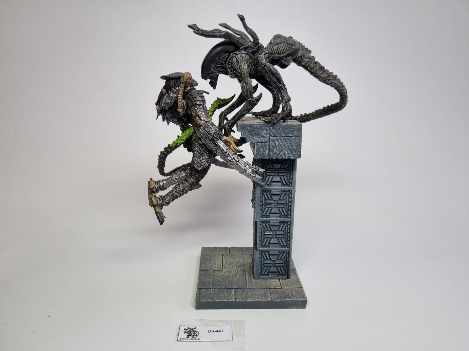 Mcfarlane 2005 alien vs predator diorama