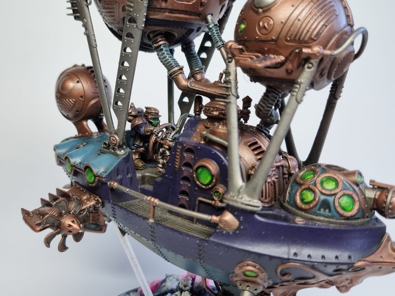 AoS Arkanaut Frigate