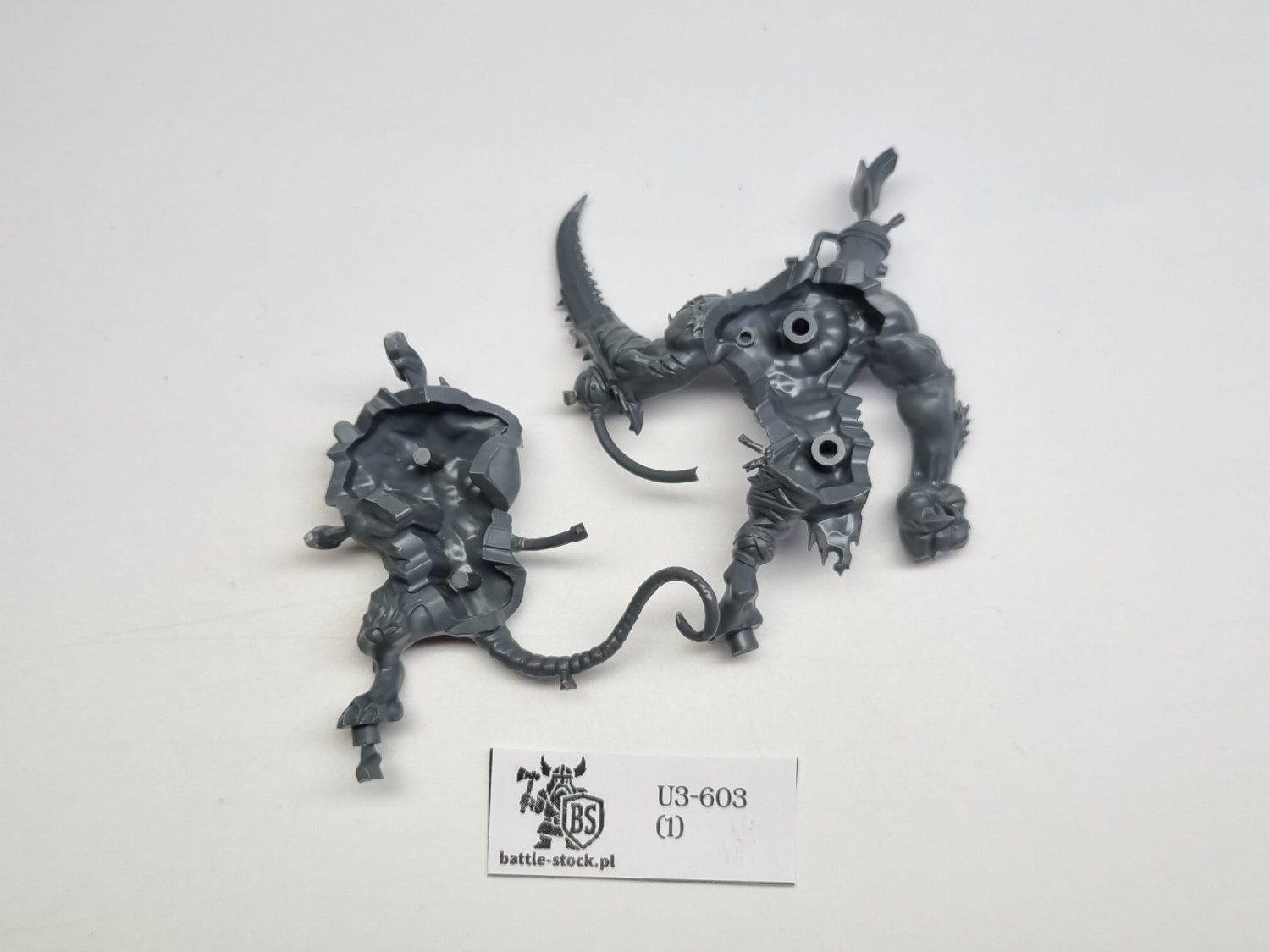 WFB niekompletny rat ogre (brak głowy)