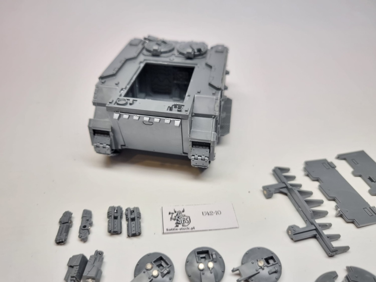40k HH Rhino