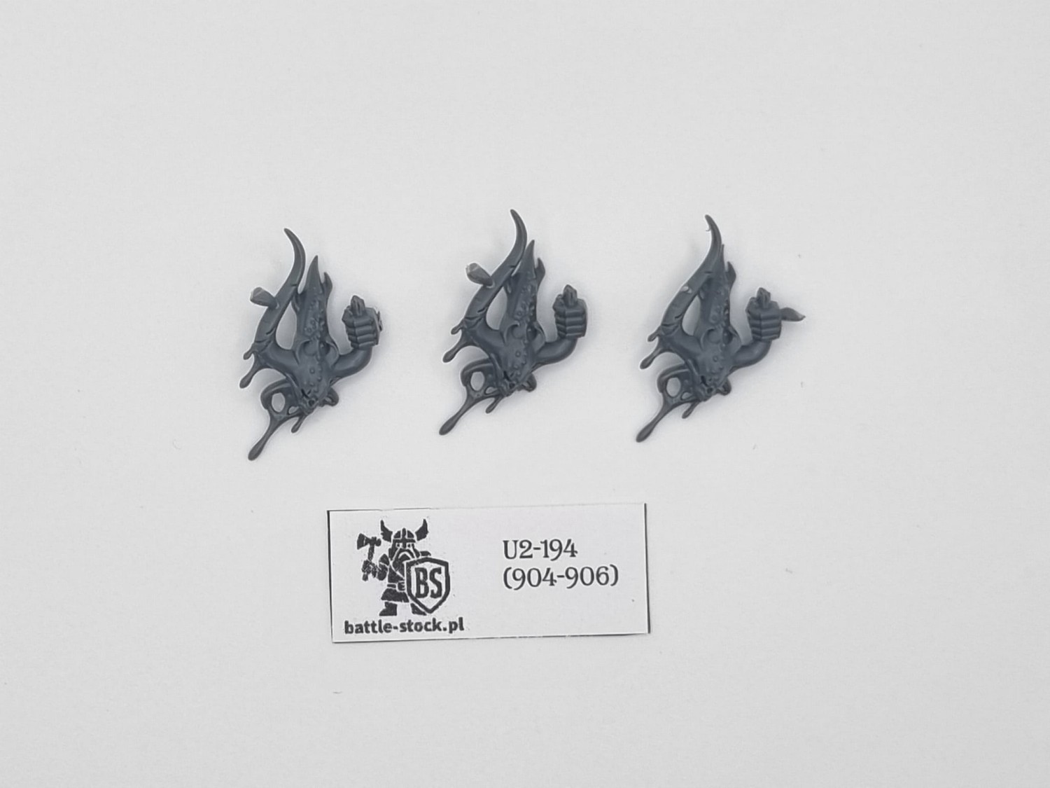 Bitsy Grey knights głowy demona