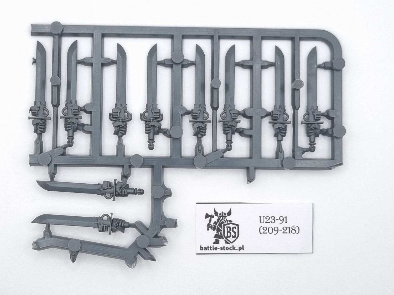 Bitsy Grey knights miecze