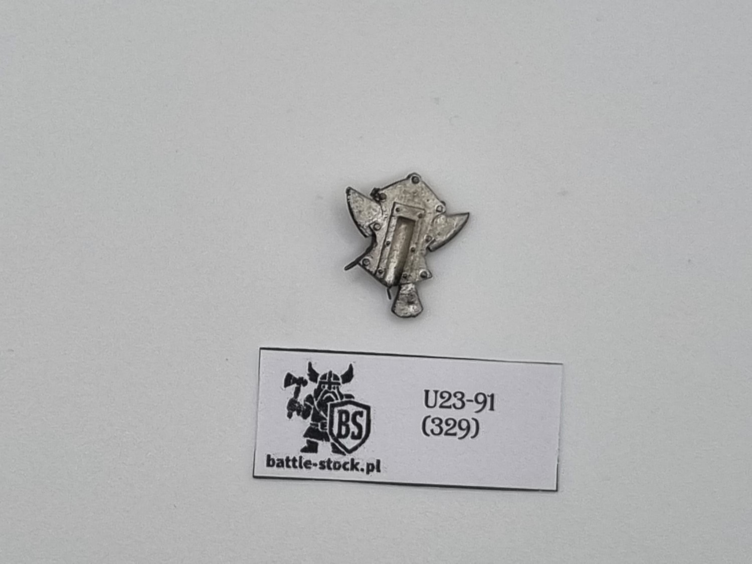 bits metal dwarf banner top