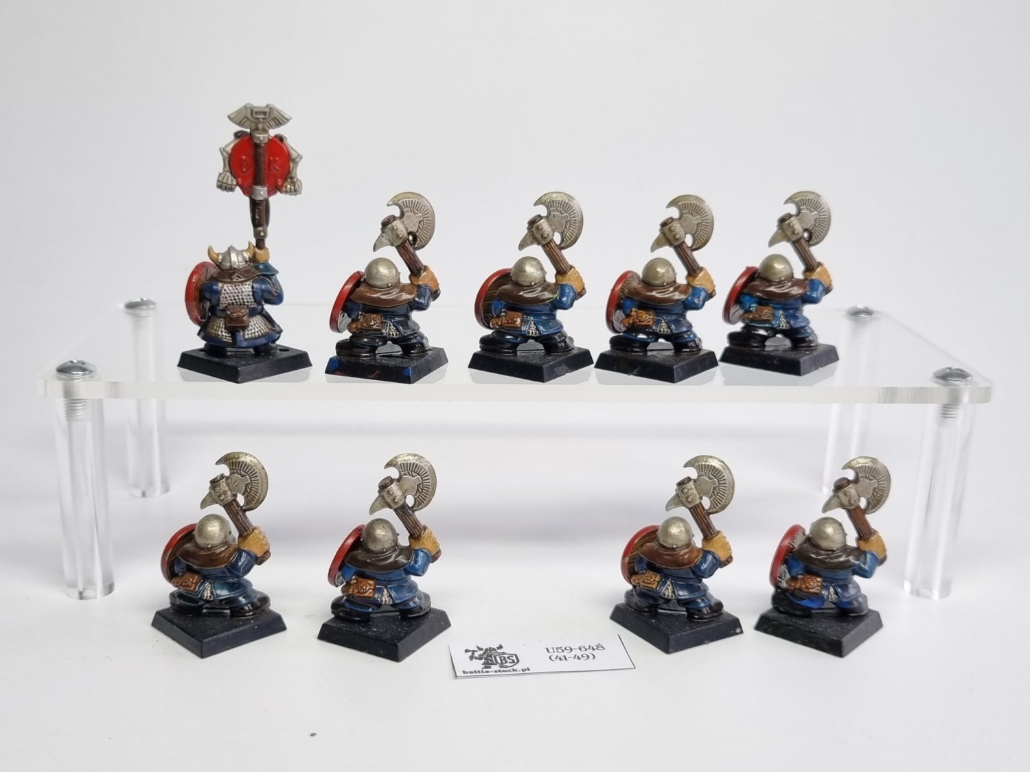 WFB dwarfs monopose