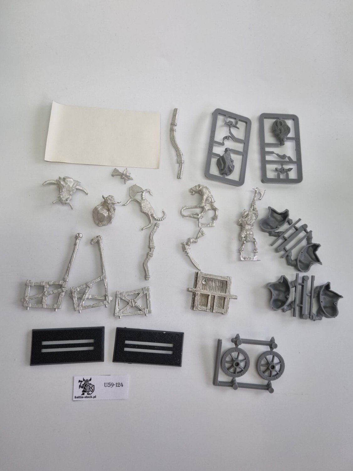 WFB chaos beastmen chariot