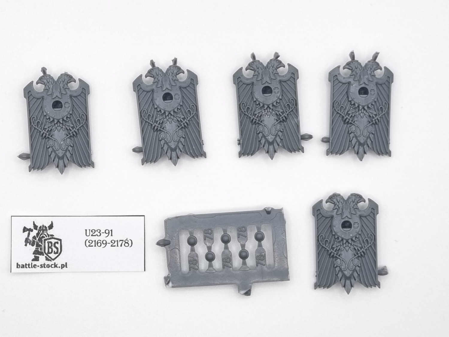 bitsy adeptus custodes tarcze