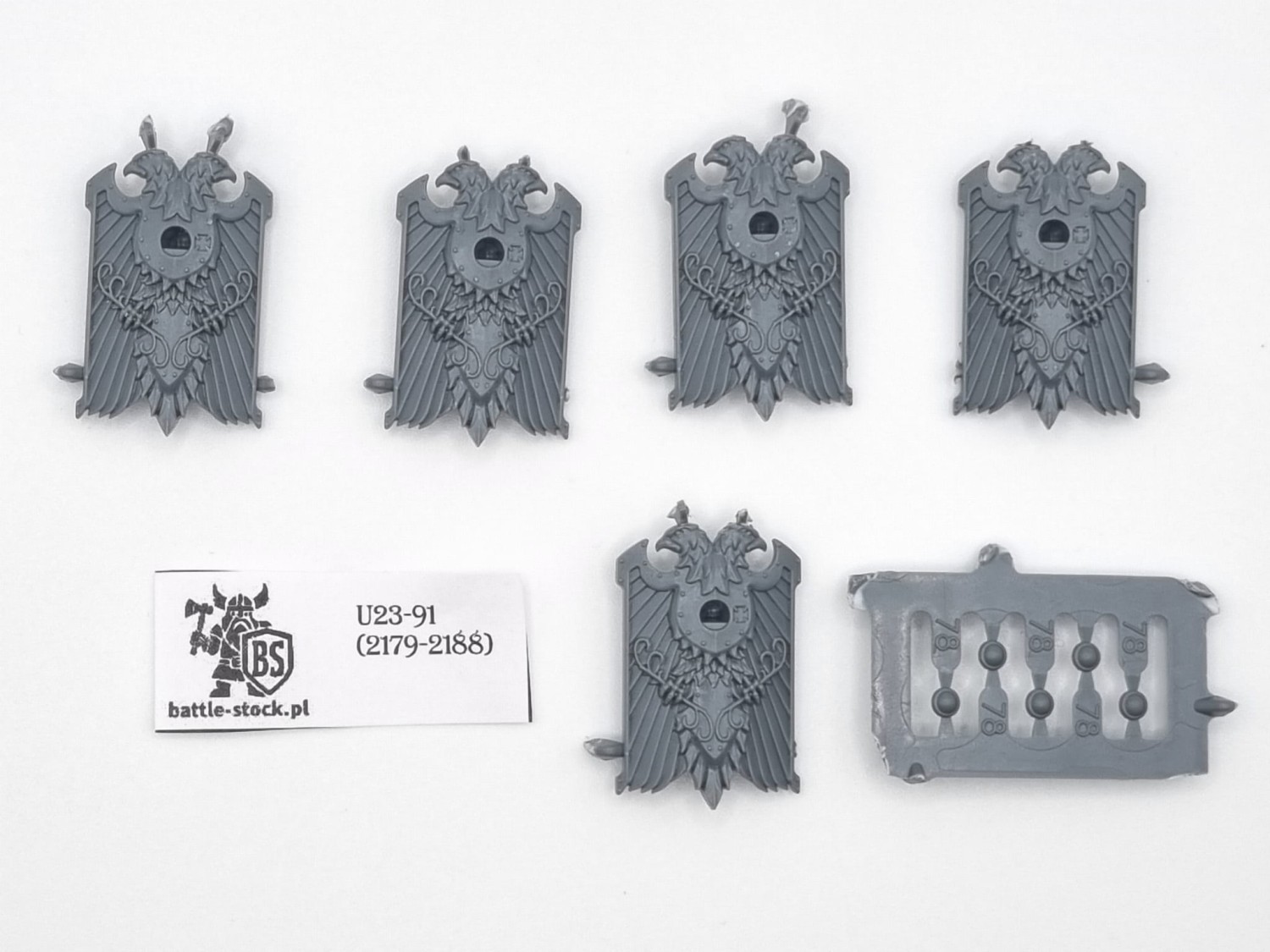 bitsy adeptus custodes tarcze