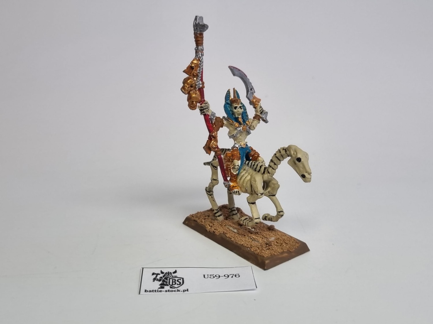 liche pirest mounted