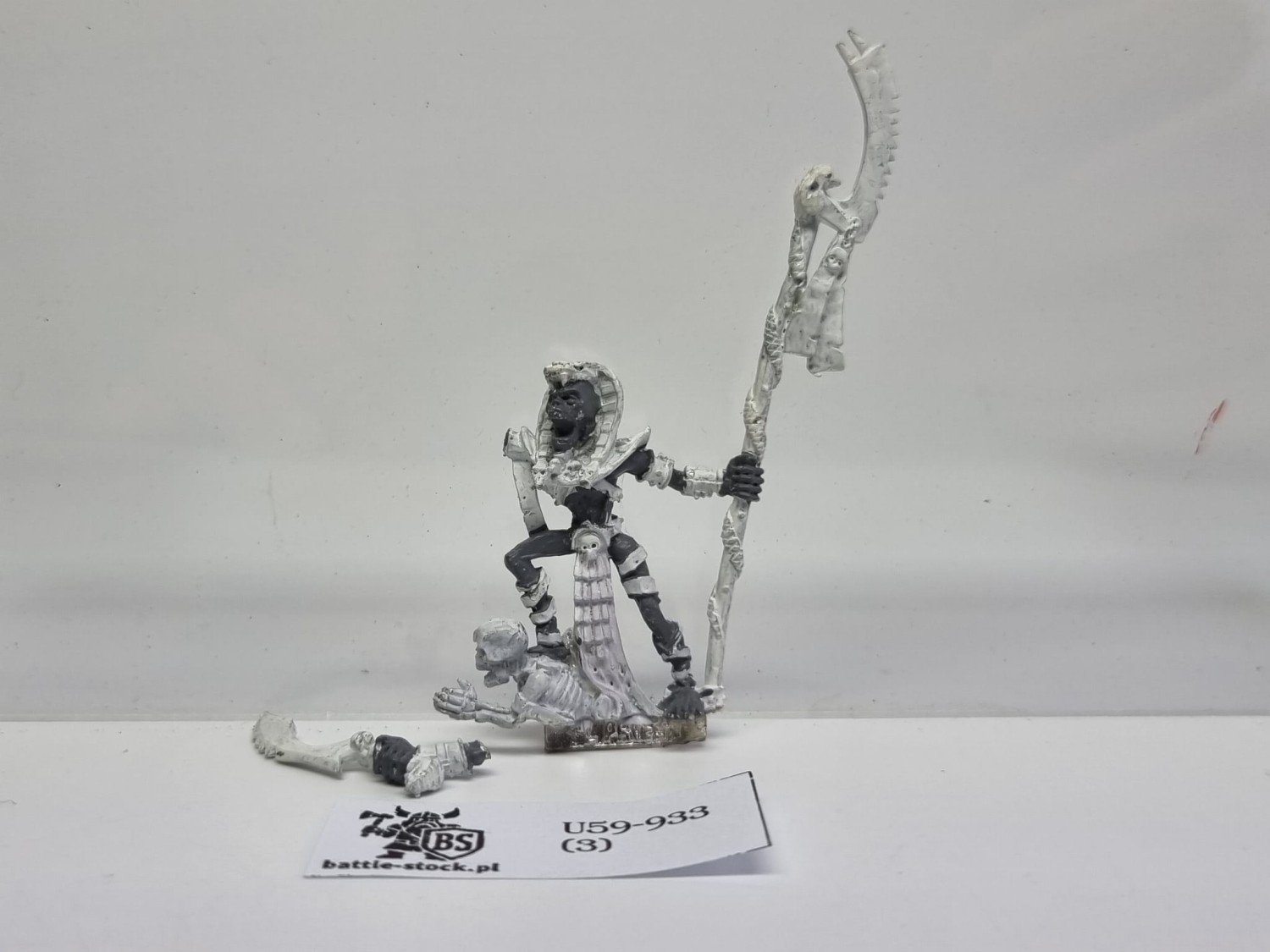 WFB tomb kings liche priest uszkodzony