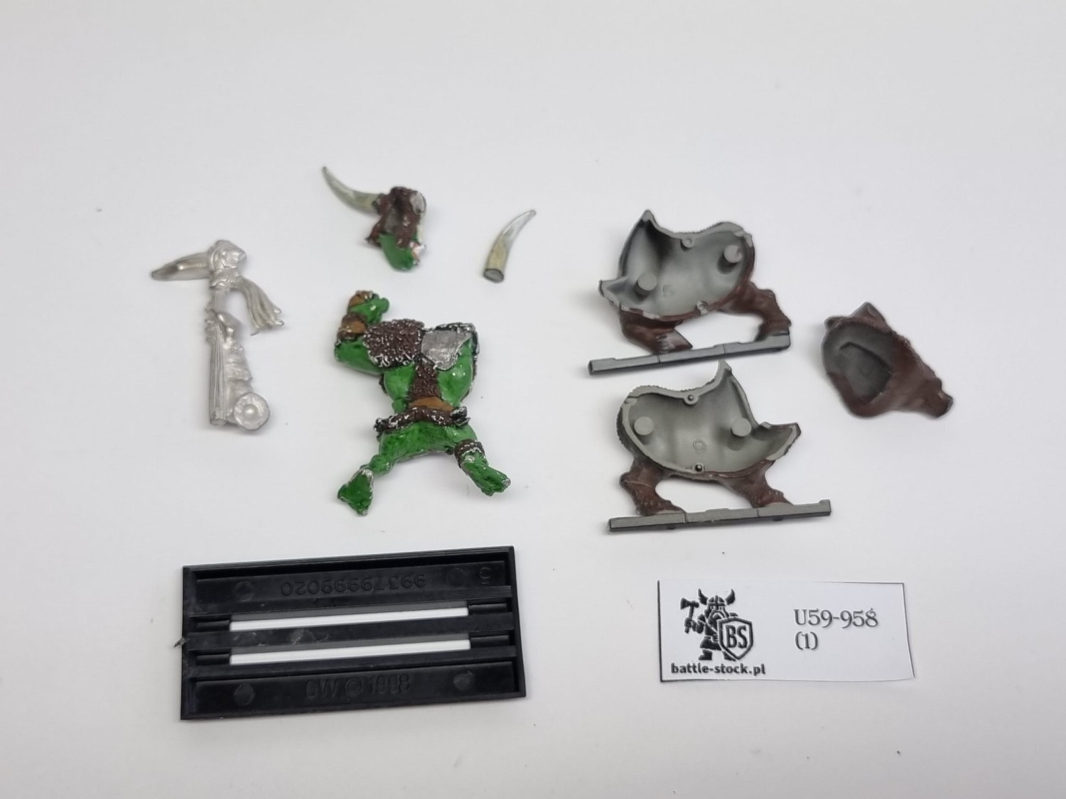 WFB savage orc boar boyz M