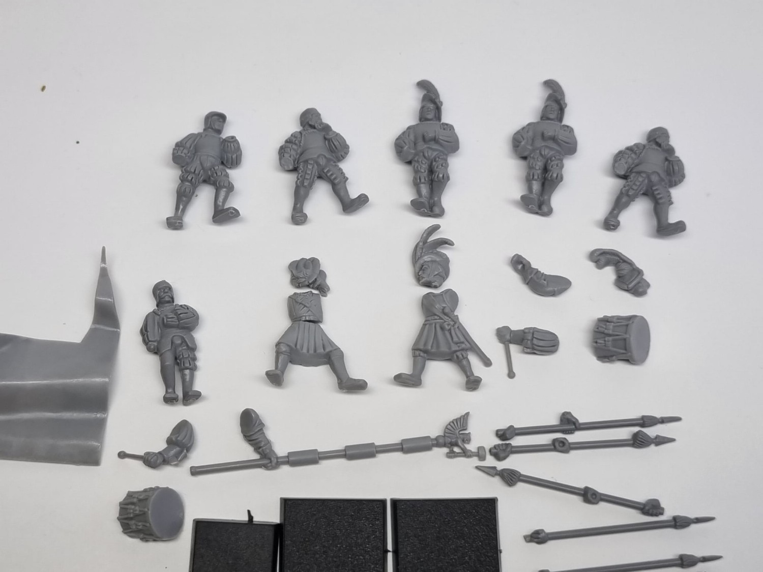 WFB zestaw pikinierów empire