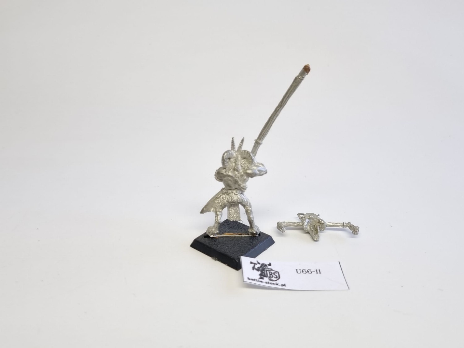WFB beastmen sztandar