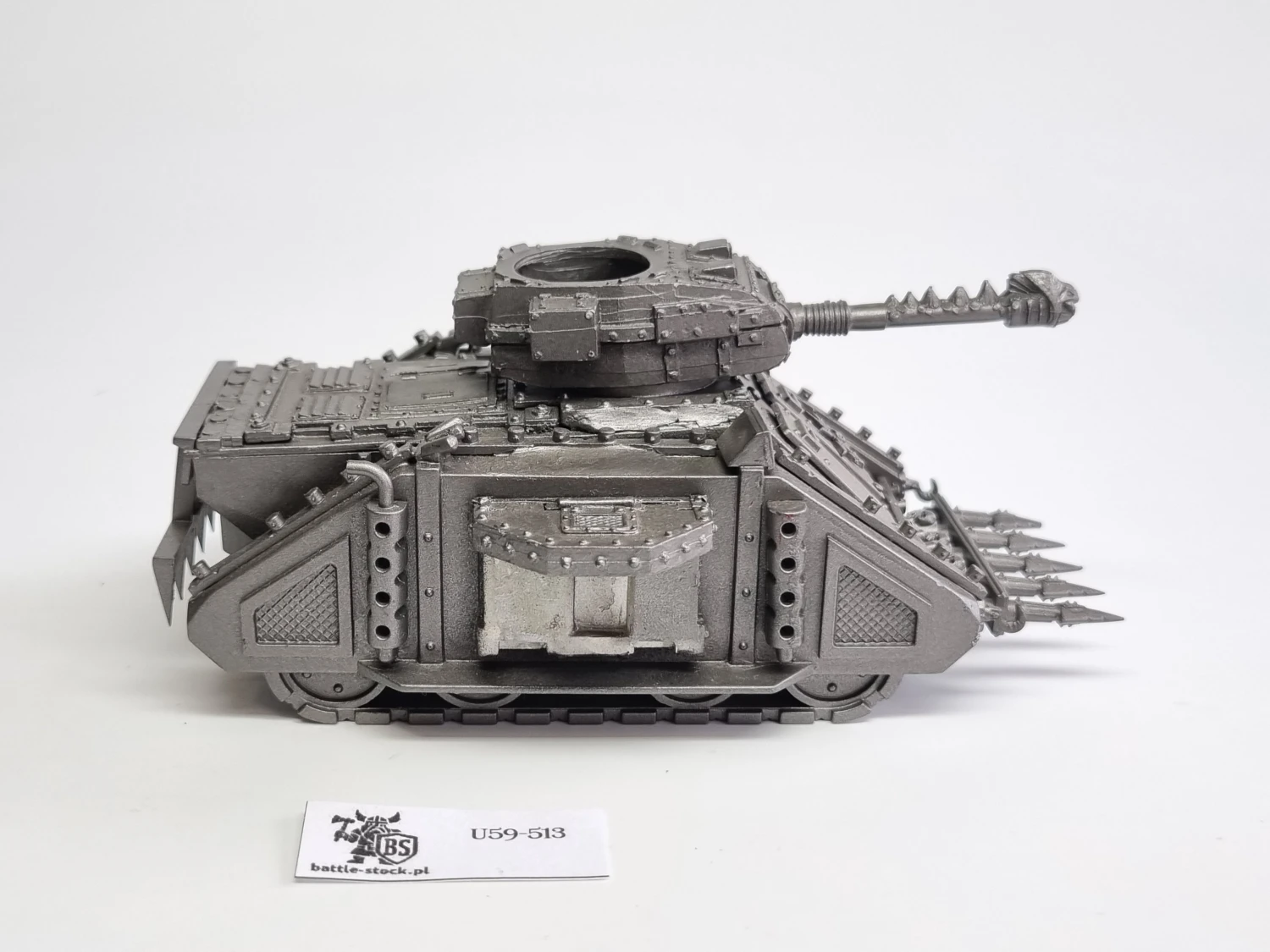 40k csm predator z etalowymi elementami