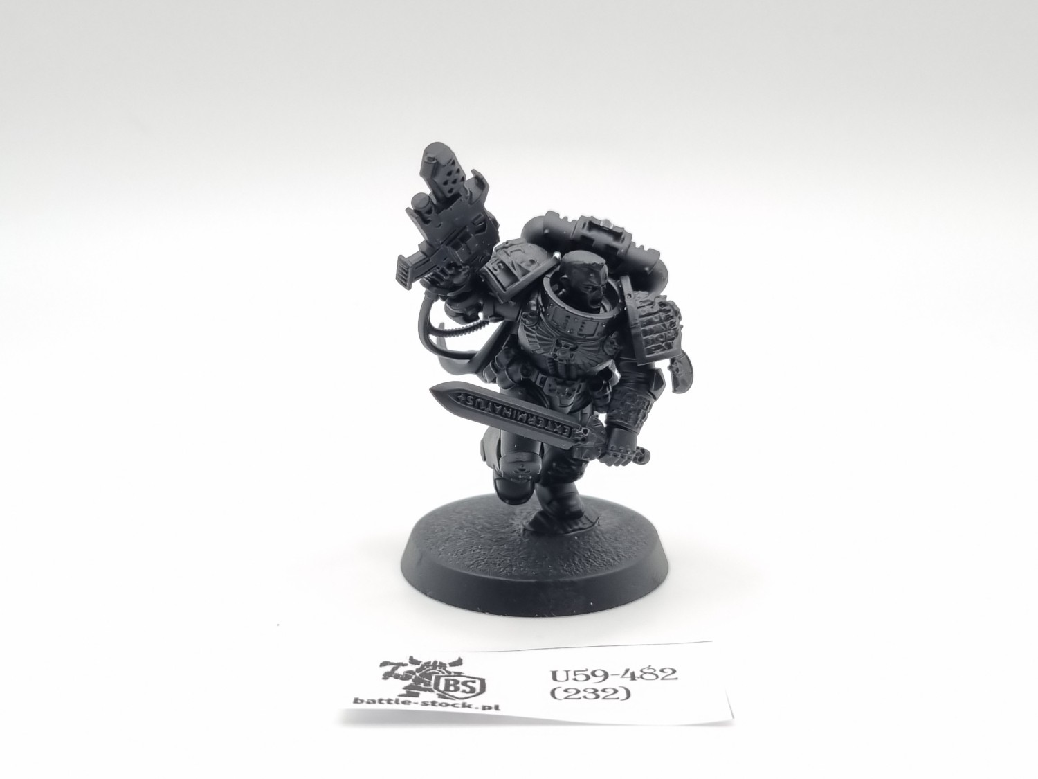 40k Deathwatch captain artemins