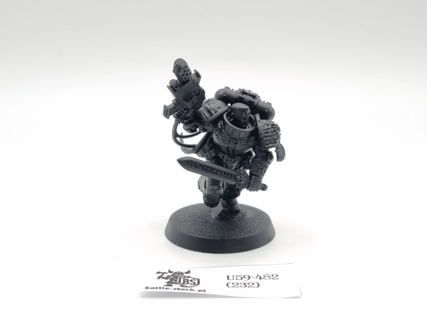 40k Deathwatch captain artemins